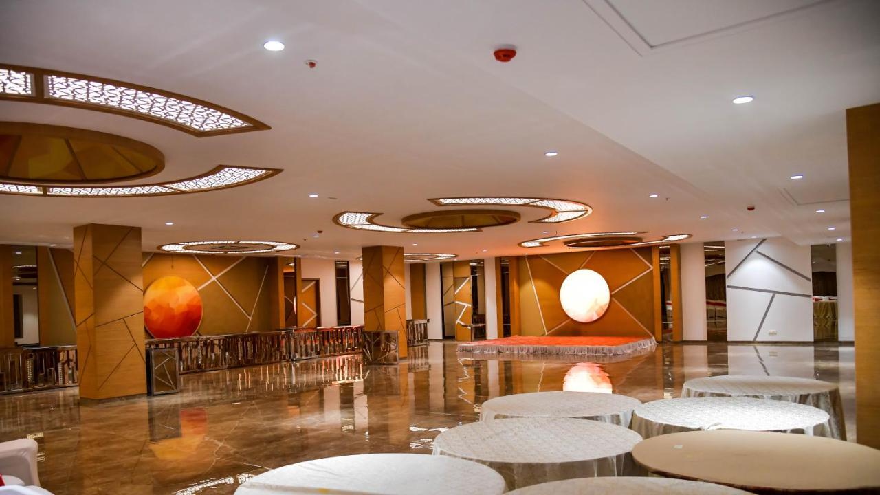 Shree Ganga Smb Hotels Ujjain Extérieur photo