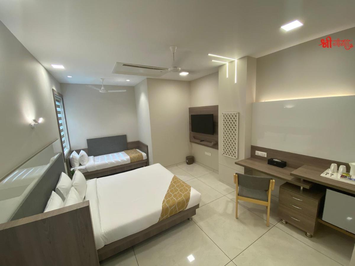 Shree Ganga Smb Hotels Ujjain Extérieur photo